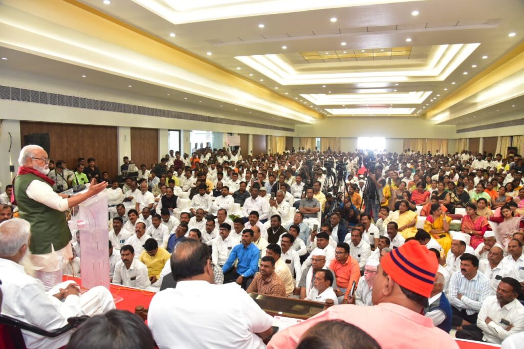 %imageWhatsApp-Image-2024-12-18-at-23.30.54-1-1024x682 %images